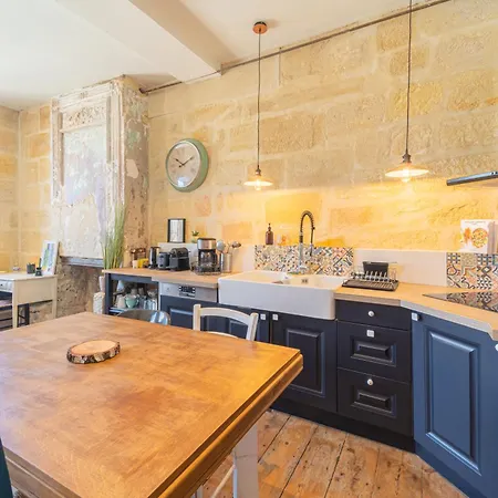 Sejour Et Degustation By Cecile & Jean-baptiste Bordeaux